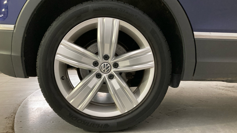 Volkswagen Tiguan 2.0 TDi 190 4Motion SEL 5dr DSG Diesel Estate